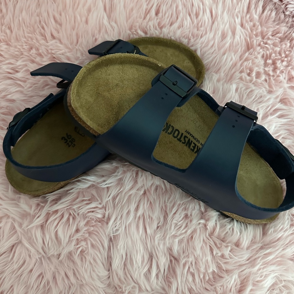 women's sandals